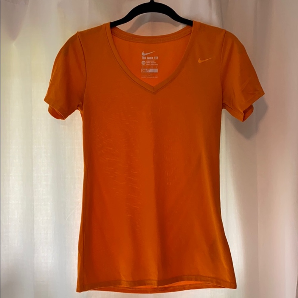 Women’s Nike Top